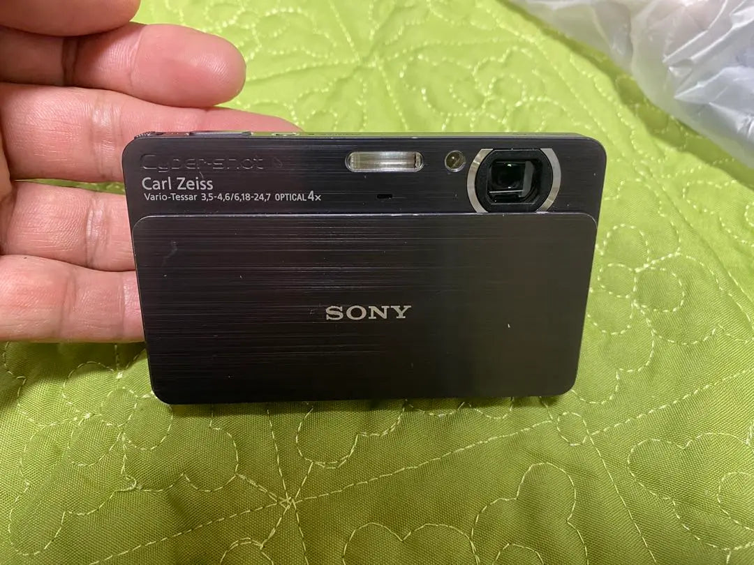 Sony Cyber-shot DSC-T700 Digital Camera