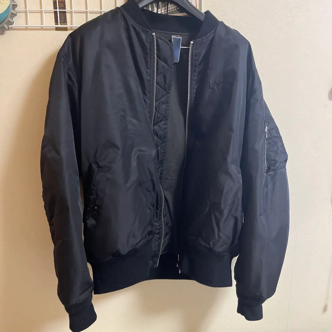 Chaqueta LYFT MA-1 Talla L Negro | LYFT MA-1 ジ ャ ケ ッ ト L サ イ ズ ブ ラ ッ ク