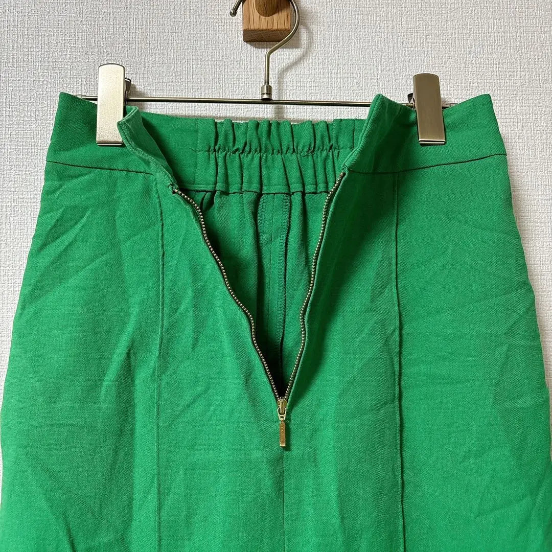 [Good condition] chouette green long skirt zipper slit [36]