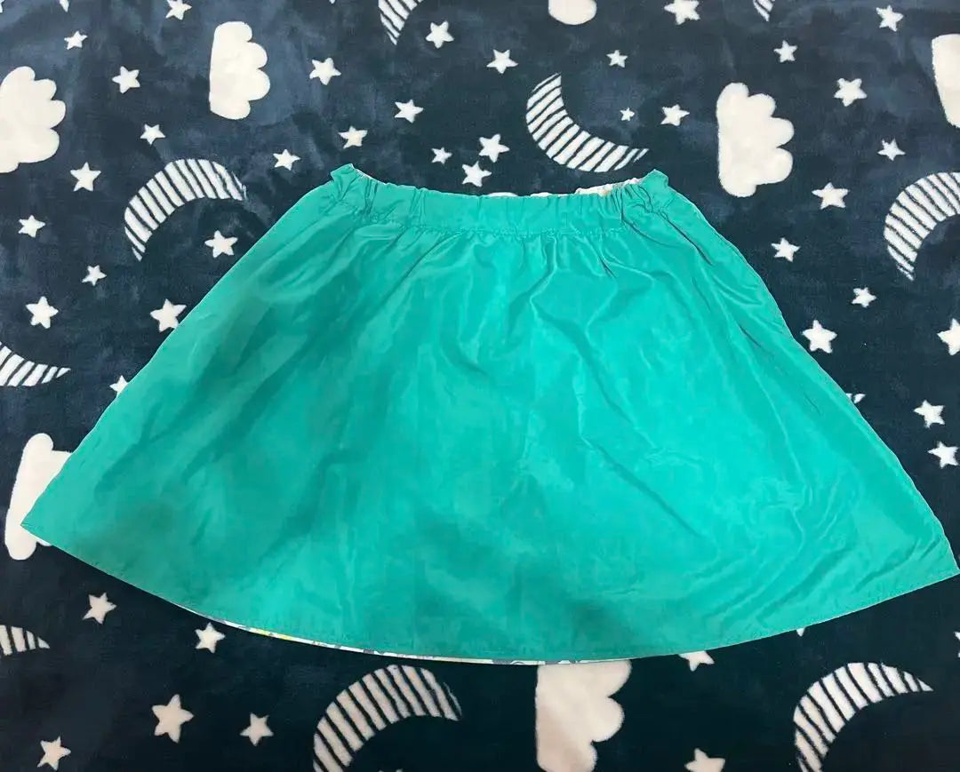 Reversible green flower pattern skirt anyFAM 130