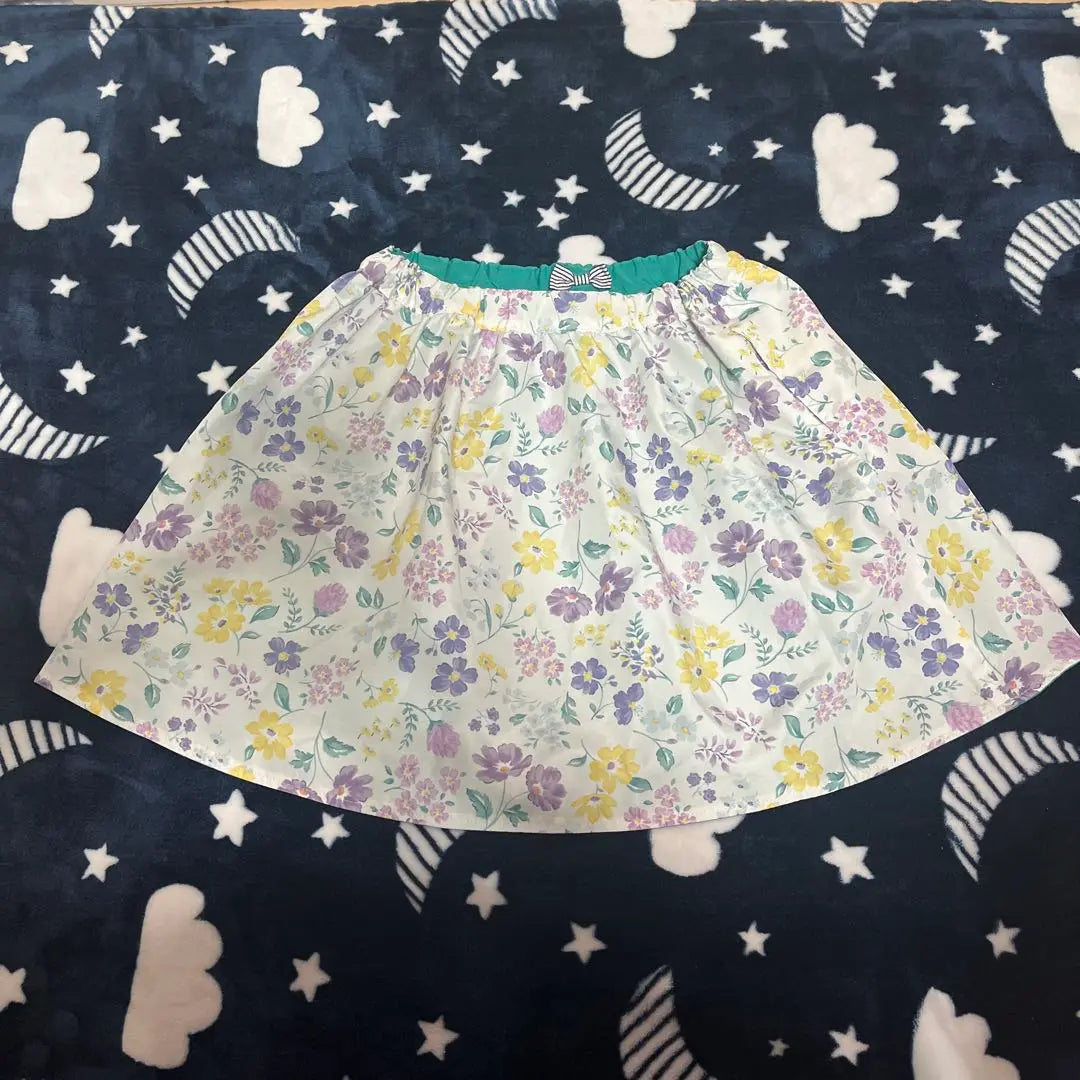 Reversible green flower pattern skirt anyFAM 130