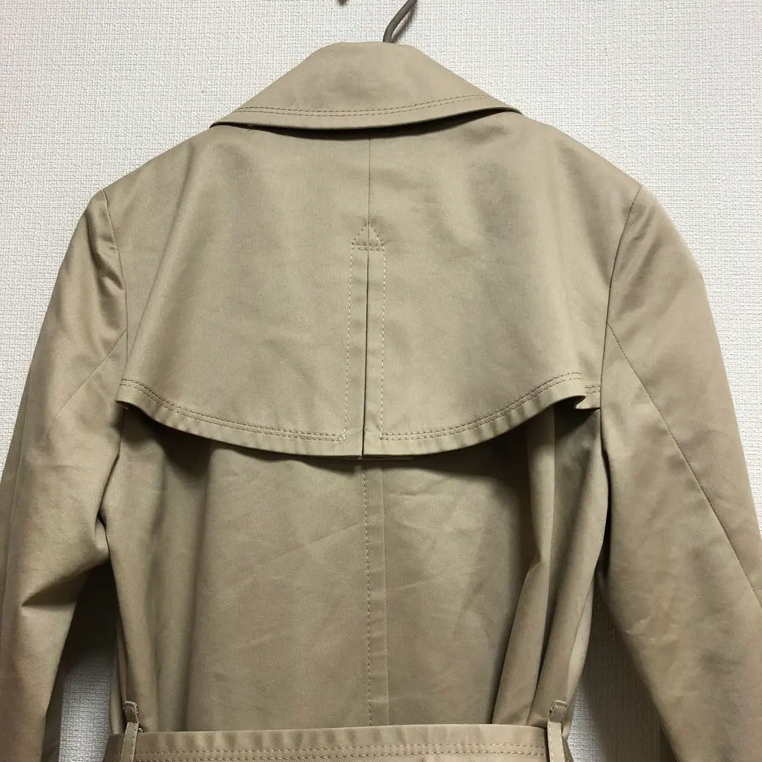 UNTITLED Gabardina Untitle de manga larga beige | SIN TÍTULO アンタイトル 長袖 トレンチコート ベージュ