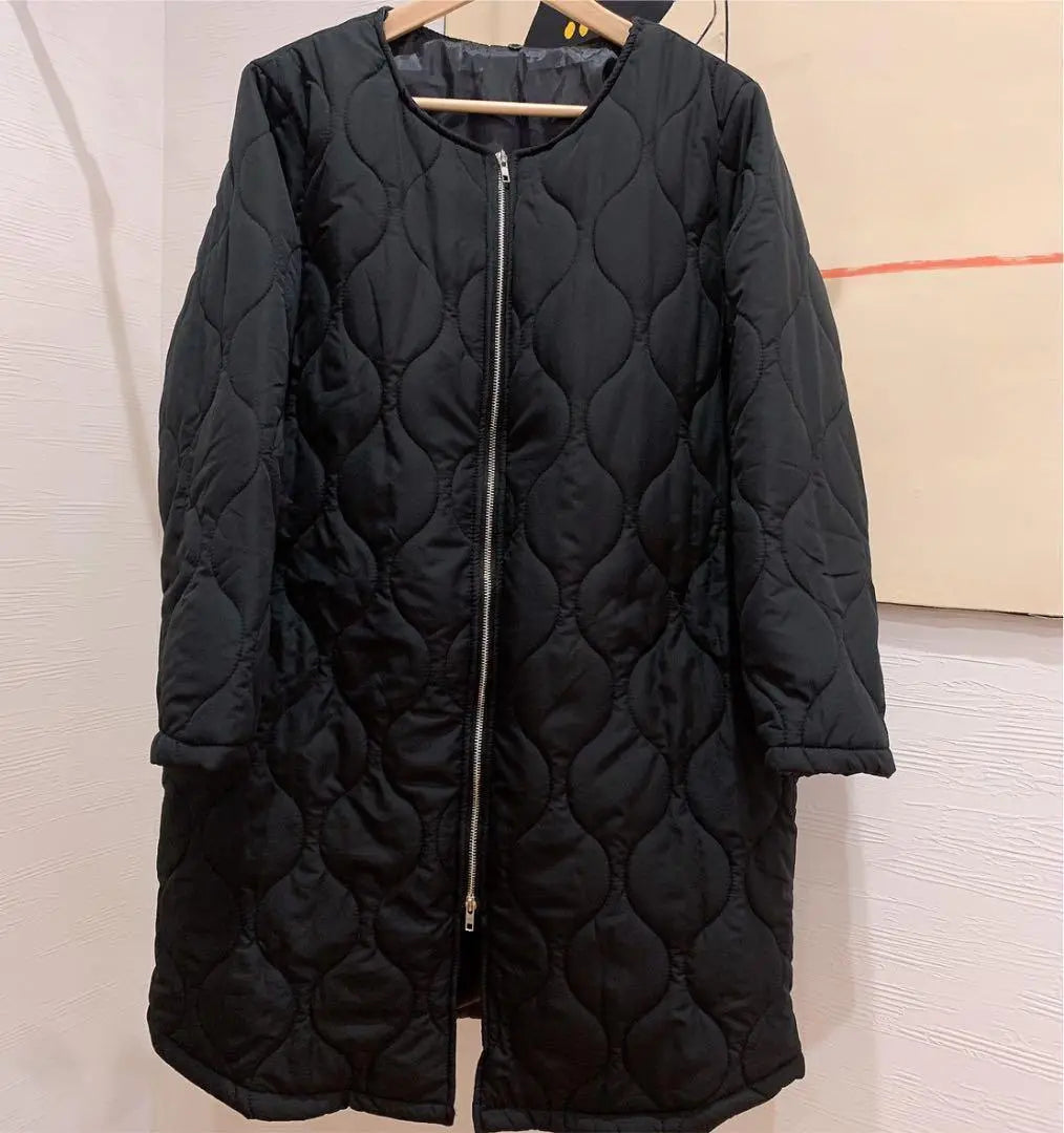 Quilted coat, long coat, plain green, knee length, hood, no collar, Korean