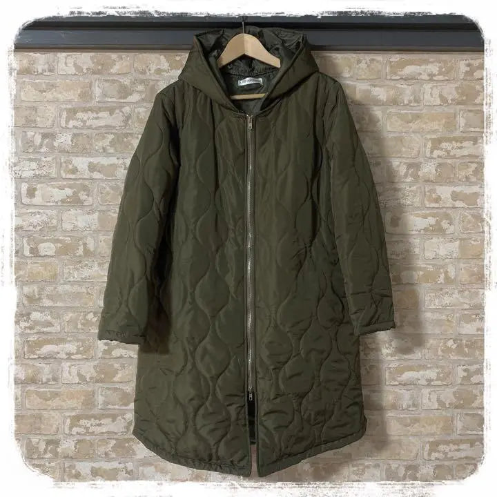 Quilted coat, long coat, plain green, knee length, hood, no collar, Korean