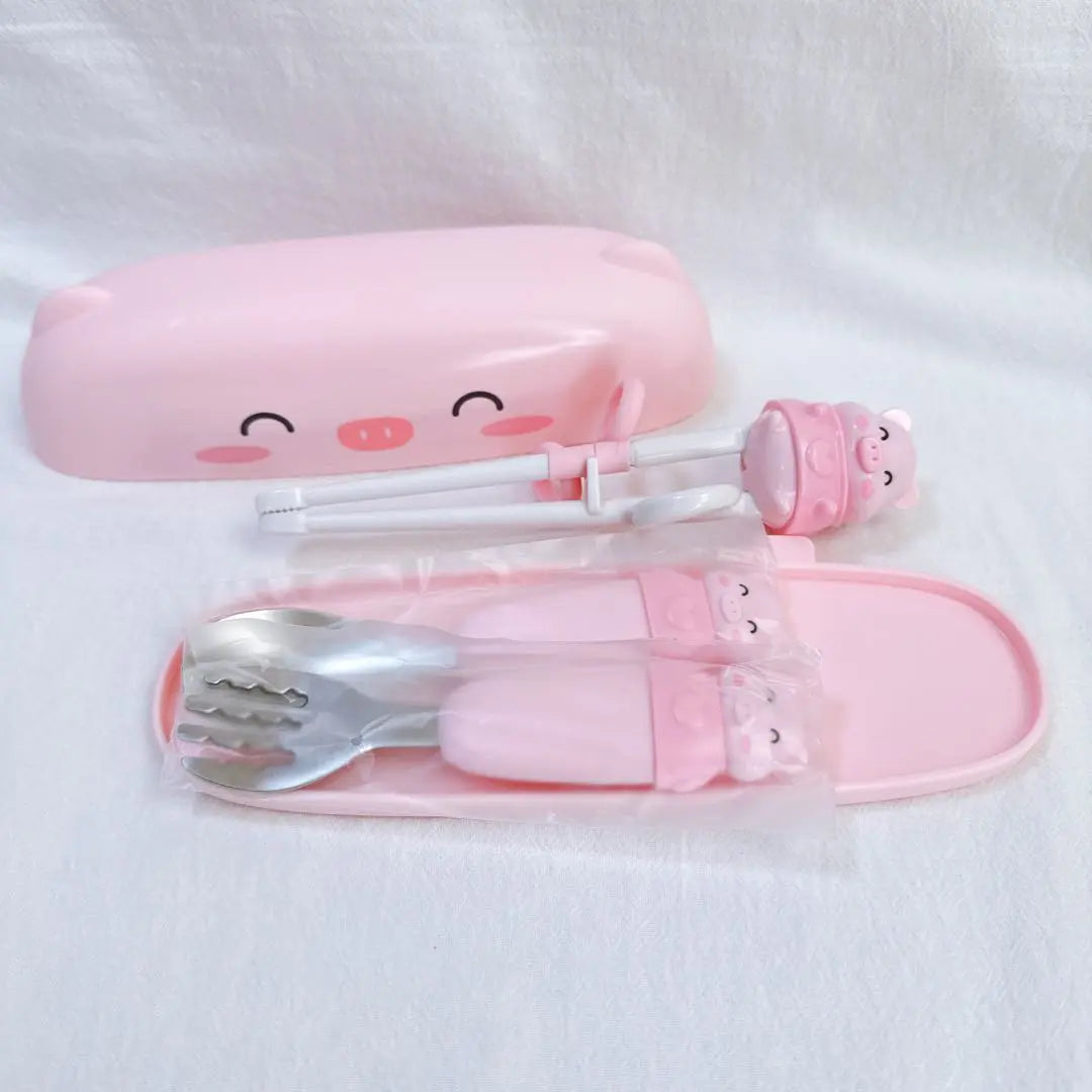 Cutlery Set Pink 4 Piggy Step Up Right Hand