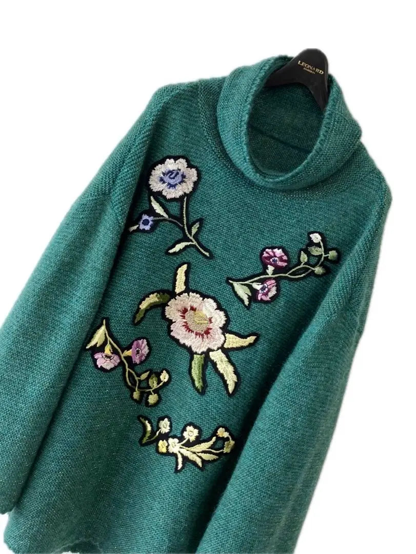 Unused with tag YUKI TORII Knit Embroidered Glitter Green