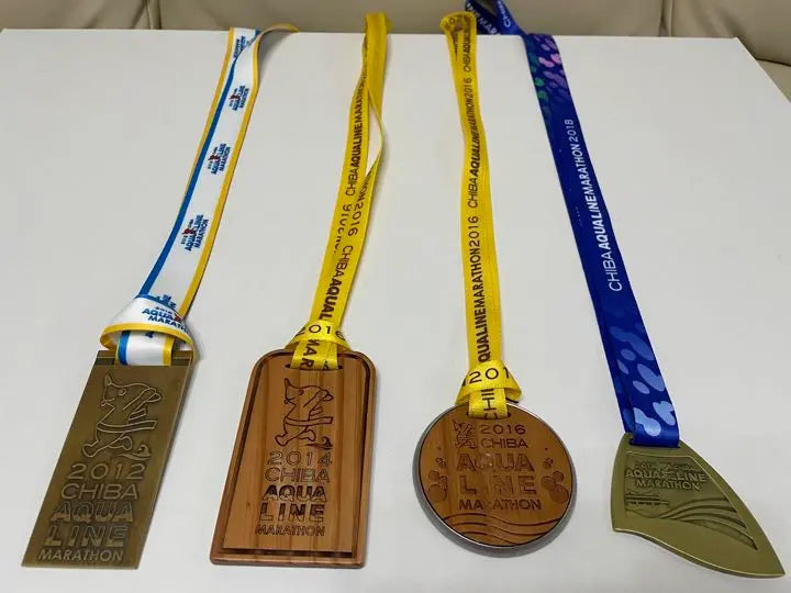 [Difícil de conseguir] Conjuntos de medallas de maratón Aqualine