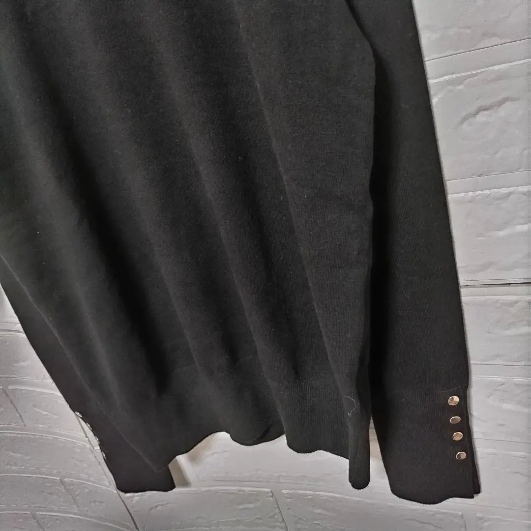 [ZARA] ZARA♡ Brand new and unused♡ Sweater♡ Long sleeves♡ Tops♡ Gold buttons【L】Black