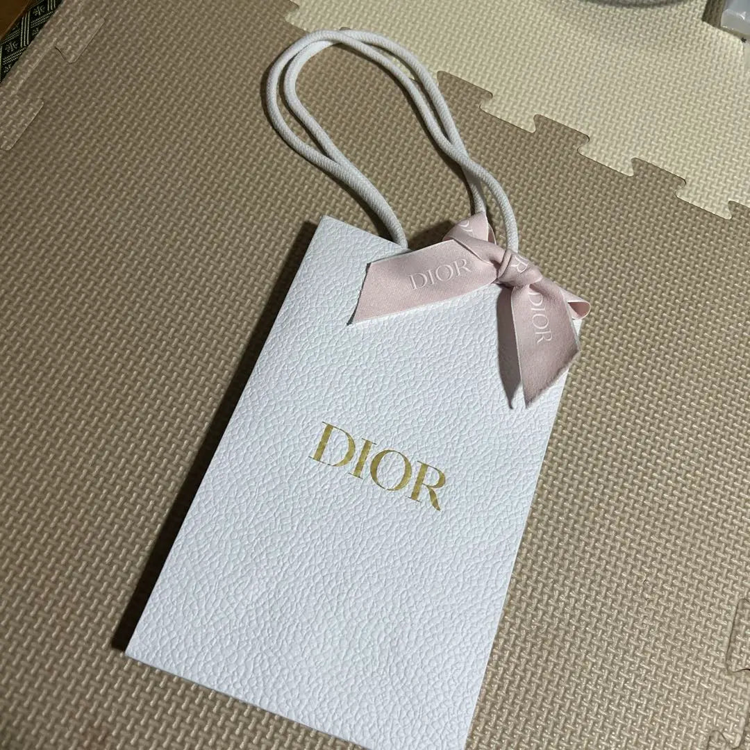 Dior Shopper 1 piece Limited Pink Ribbon