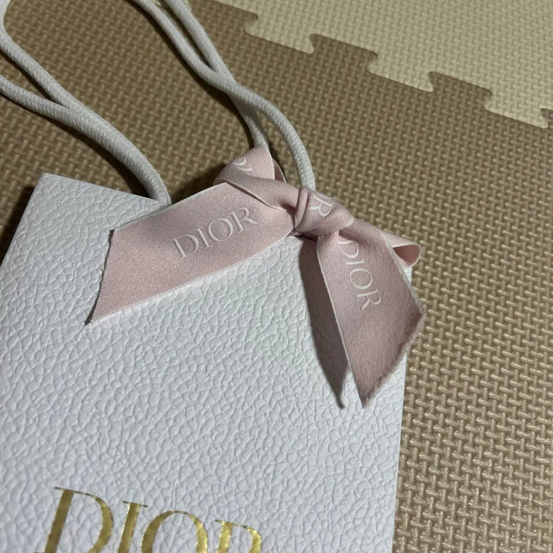 Dior Shopper 1 piece Limited Pink Ribbon