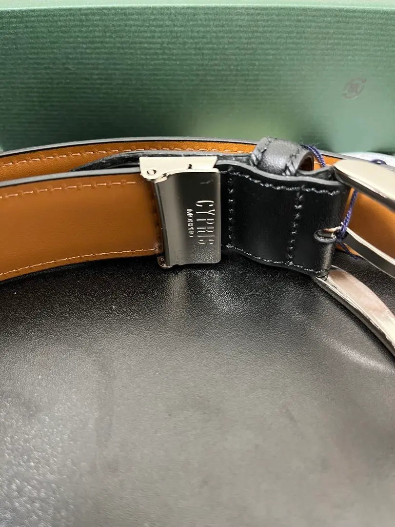 Brand new and unused CYPRIS leather belt black Buttero