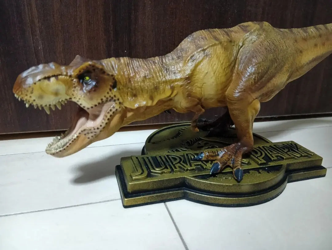 Jurassic Park 25th Anniversary Tyrannosaurus Trex Figure 30cm