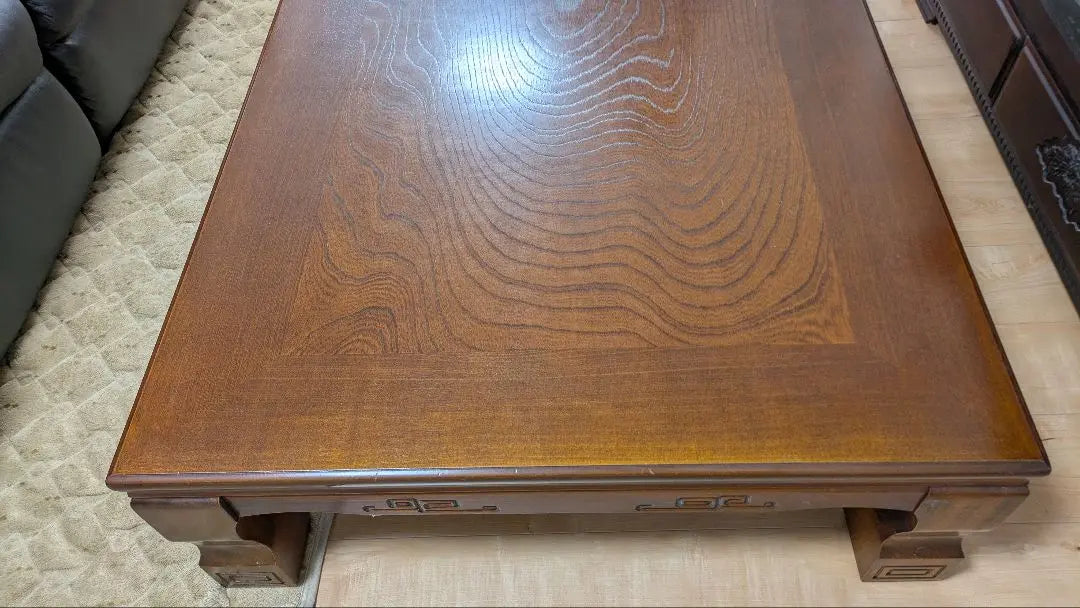 A lovely Japanese-style table with a lovely wood grain pattern, tatami desk, approx. 150 x 90