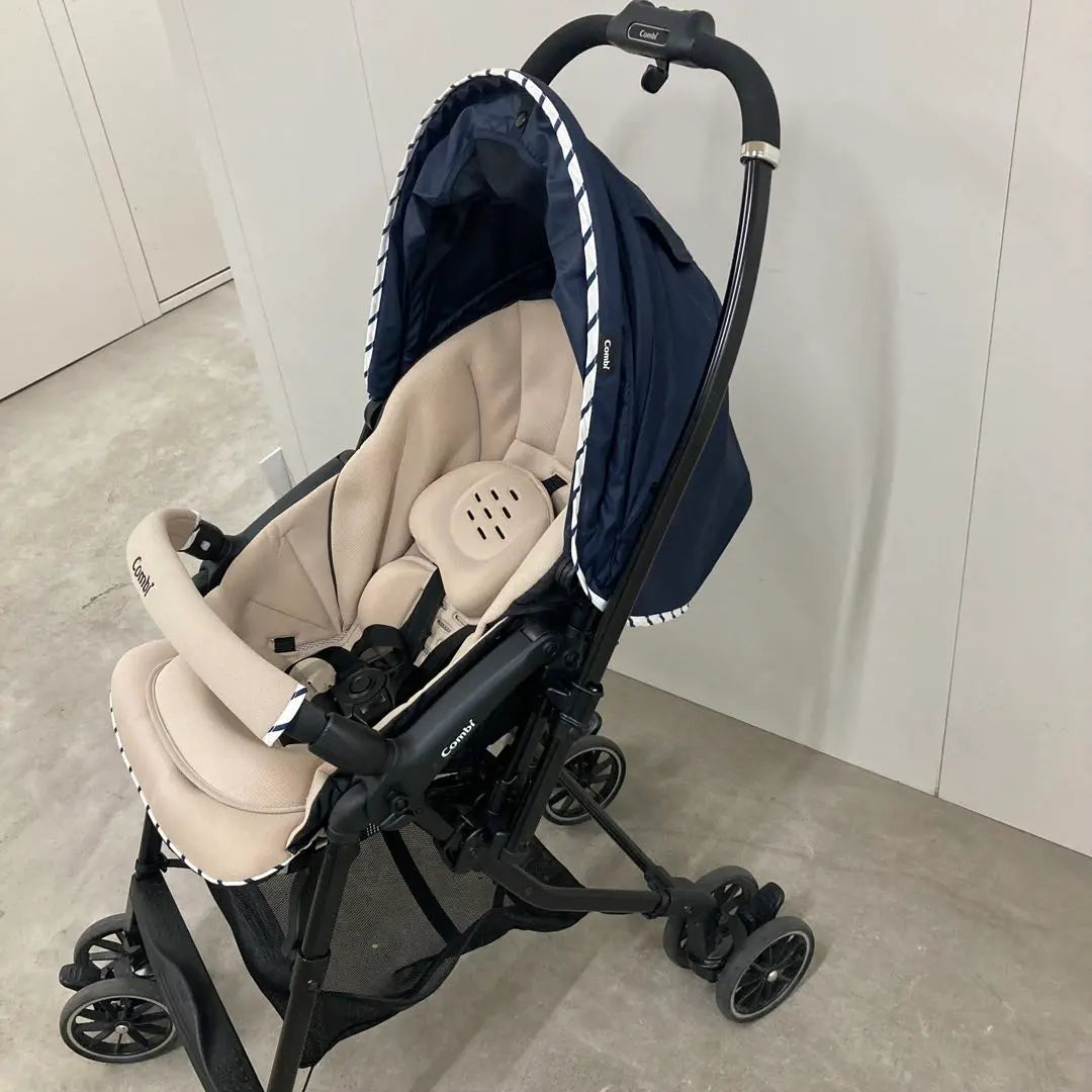 Good condition combination Sugokaru 4-cast Air Egg Shock HK Stroller