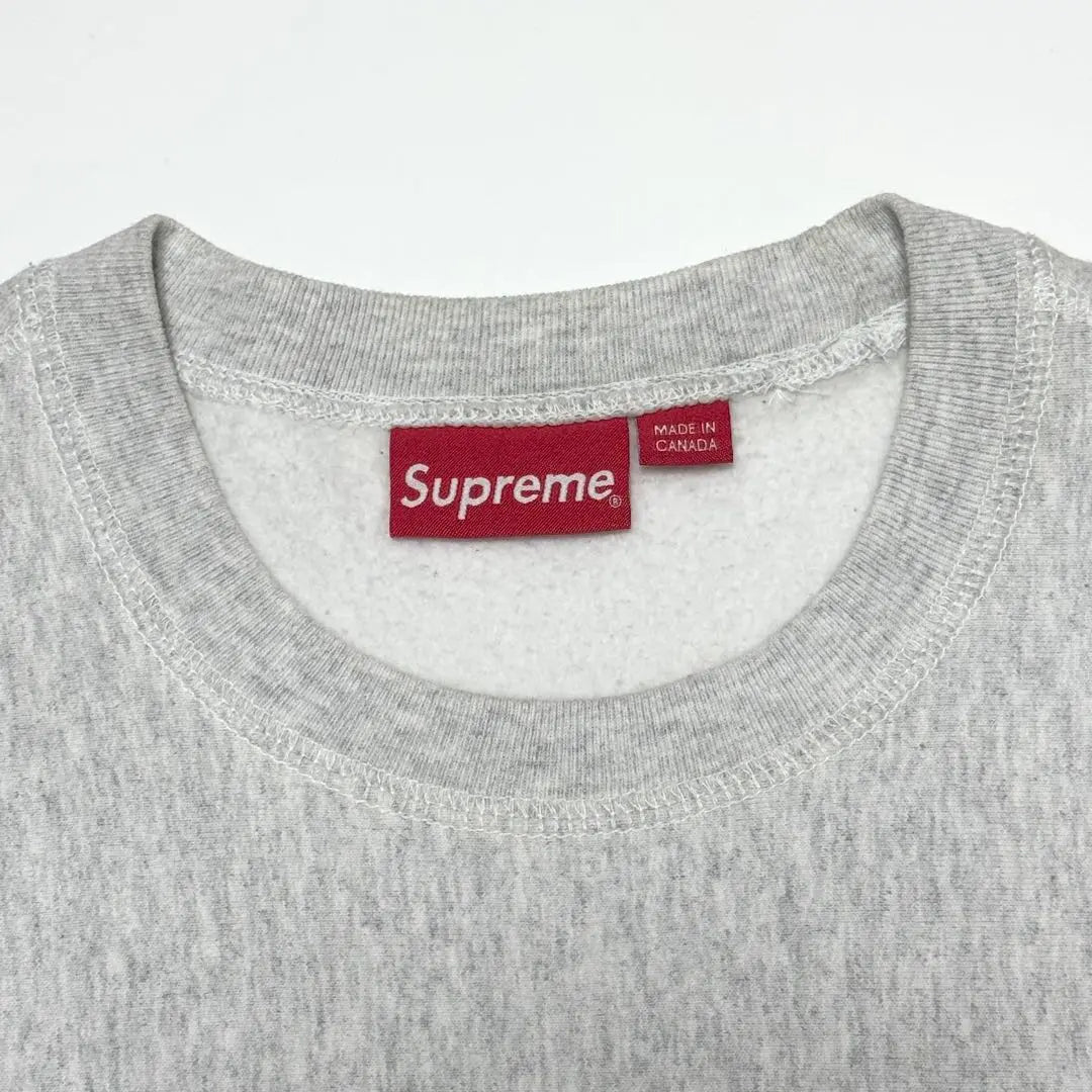 Sudadera de cuello redondo con logo de Supreme Box en gris ceniza