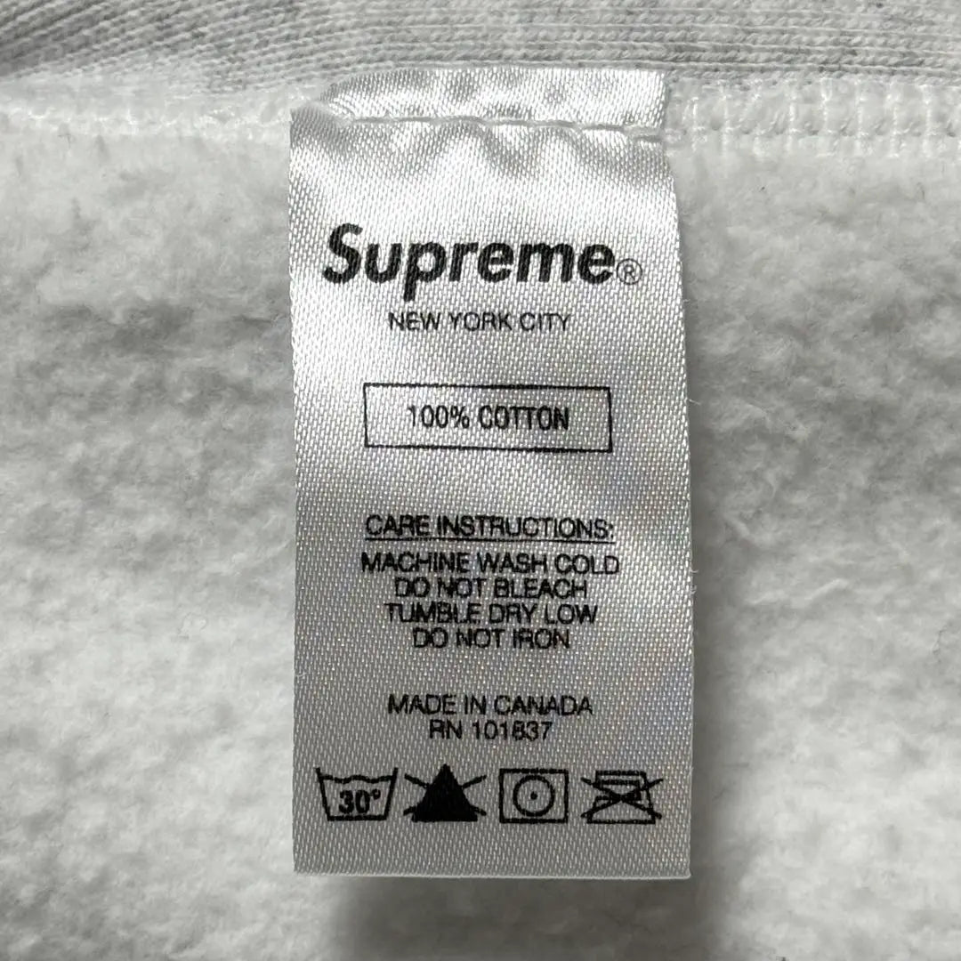 Sudadera de cuello redondo con logo de Supreme Box en gris ceniza