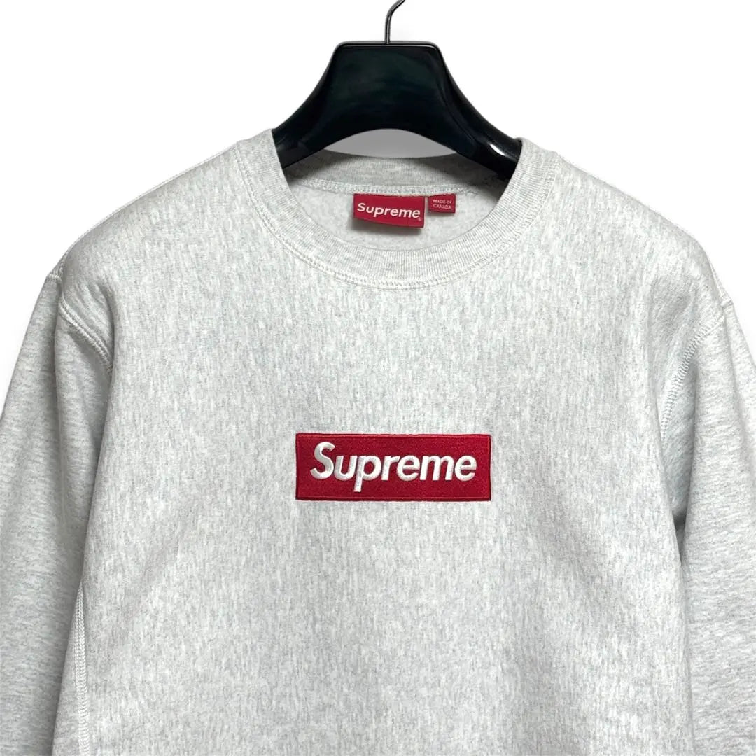 Sudadera de cuello redondo con logo de Supreme Box en gris ceniza