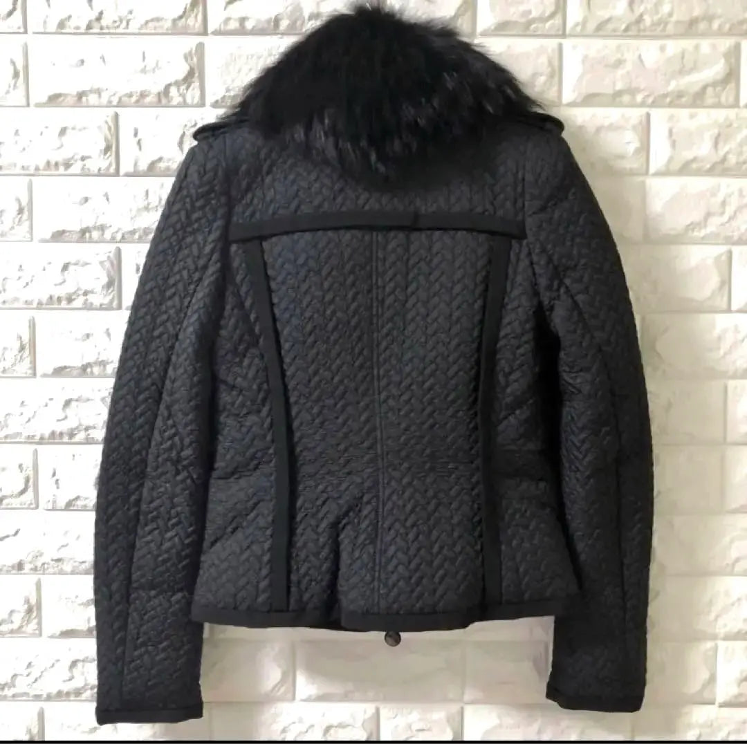 [Super beautiful condition] ★Moncler ★ Quilted fur down jacket, black, genuine product