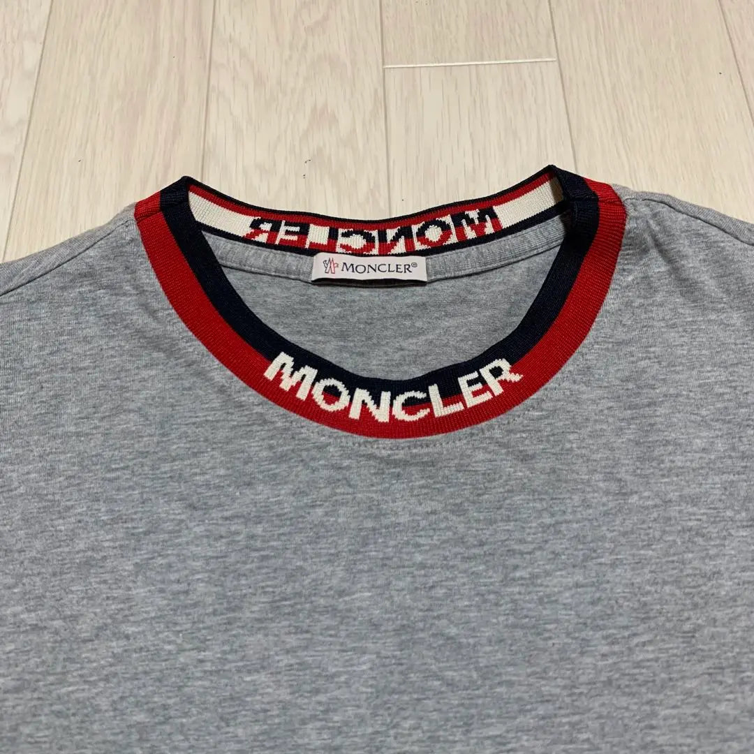 Beautiful condition Moncler Lettering Gray S T-shirt Domestic genuine product 4S87