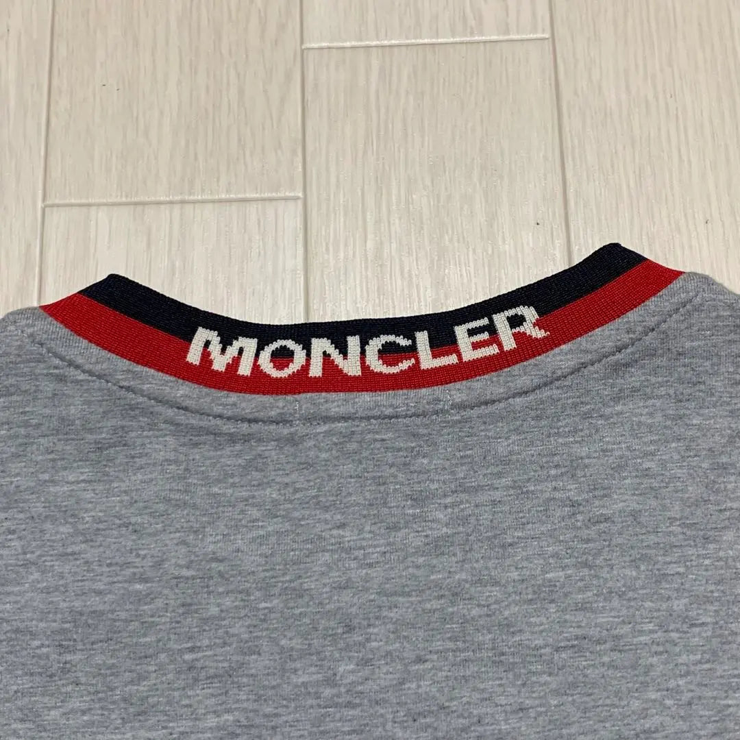 Beautiful condition Moncler Lettering Gray S T-shirt Domestic genuine product 4S87