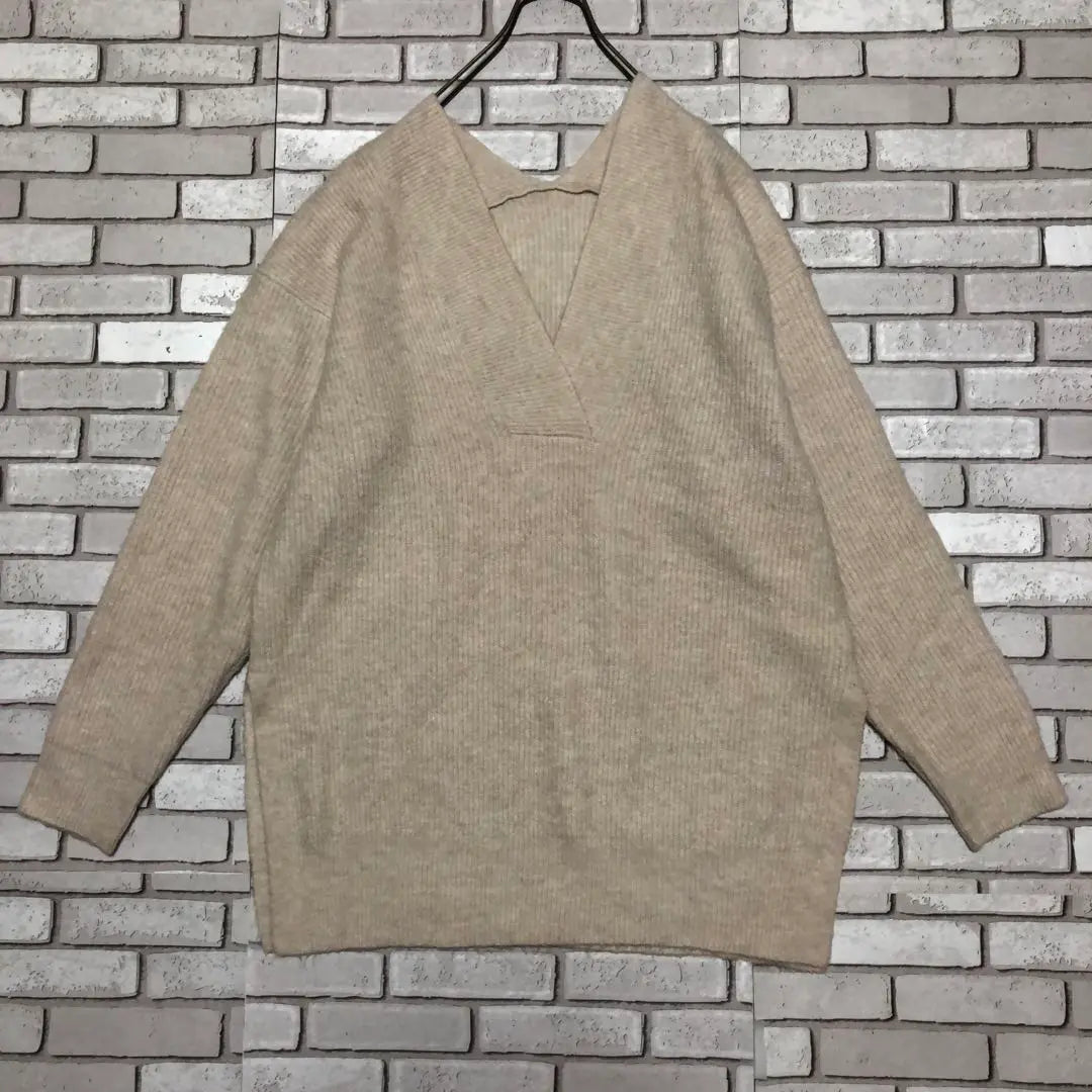 Mohair Sweater V -neck Yuru Dowapo Free Size Long Sleeve Cream Both Slits Slits | モヘアセーター Vネック ゆるダボ フリーサイズ 長袖クリーム色 両側スリット