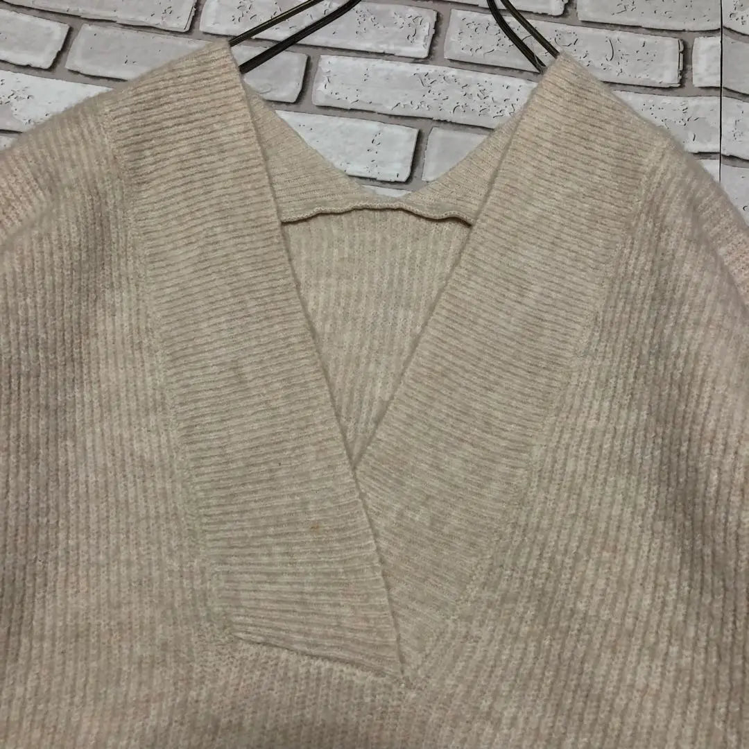 Mohair Sweater V -neck Yuru Dowapo Free Size Long Sleeve Cream Both Slits Slits | モヘアセーター Vネック ゆるダボ フリーサイズ 長袖クリーム色 両側スリット