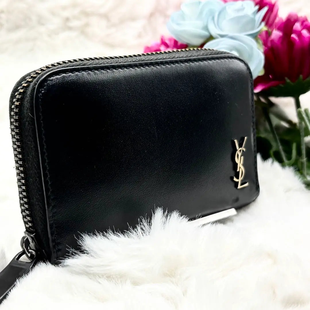 ✨Buen estado✨ Monedero Saint Laurent Tiny Cassandra Logo Cuero Negro