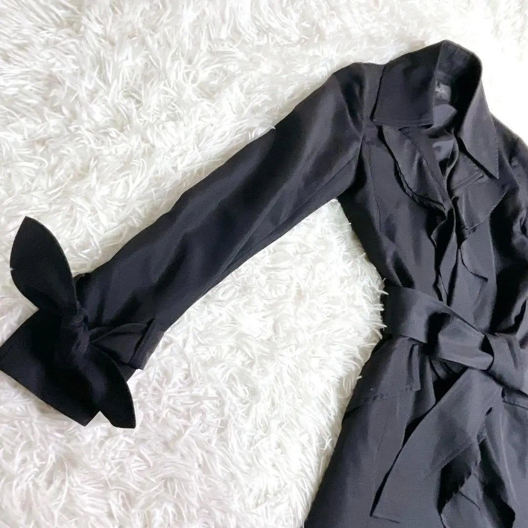 Beautiful condition ✨ Ingeborg ruffle trench coat size9 black silk blend