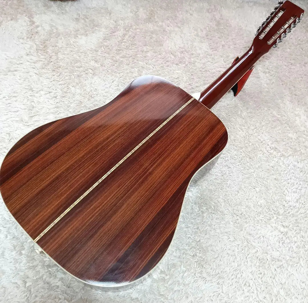 Guitarra acústica YAMAKI YW30 de 12 cuerdas en buen estado