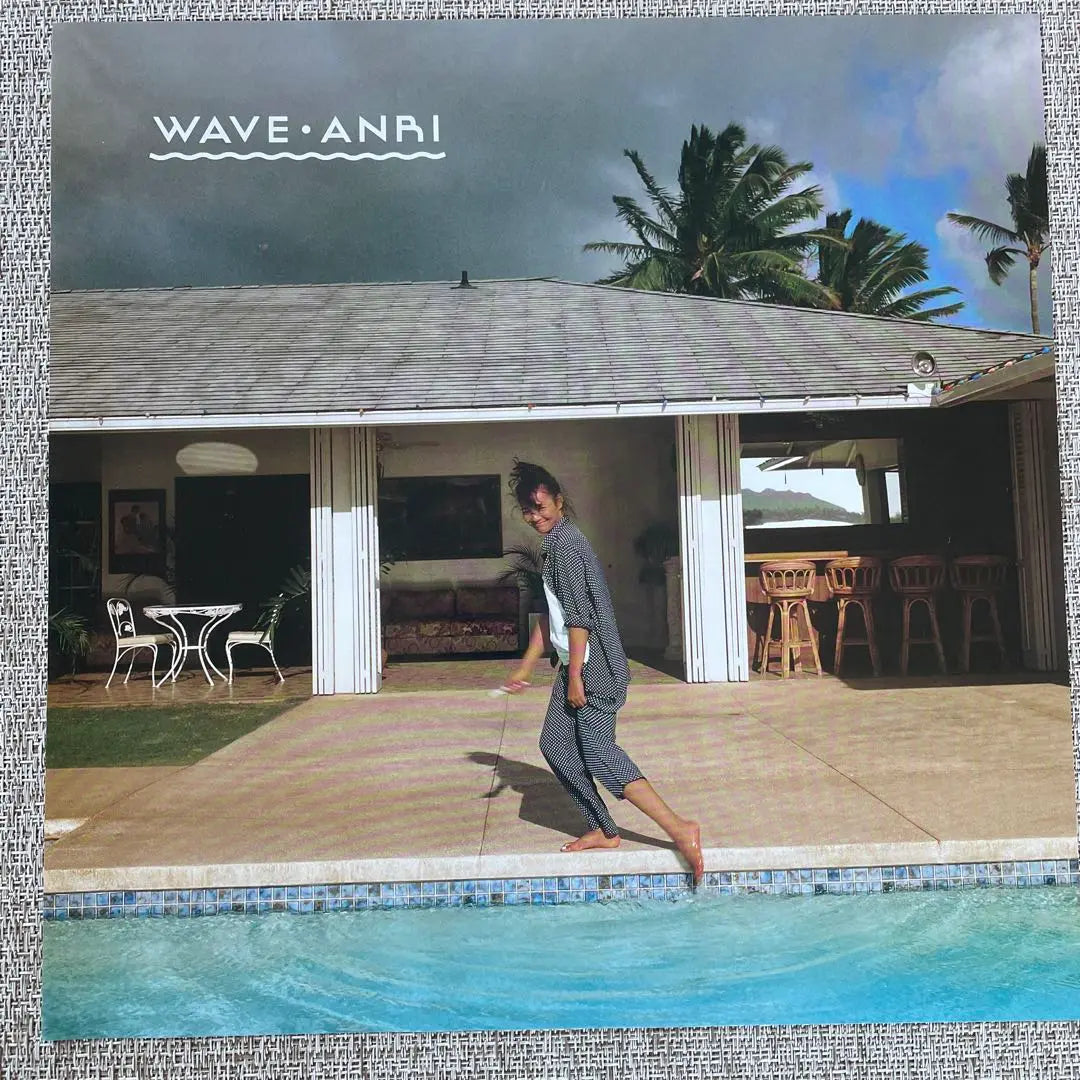 ¡Descuento por compra al por mayor de Anri Wave!