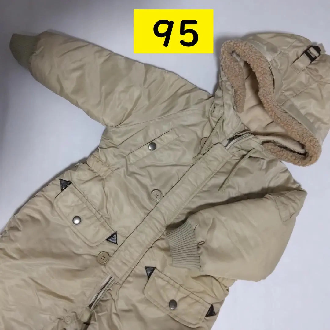 Beautiful condition Baby jumpsuit Snowwear Coverall Baby clothes 95