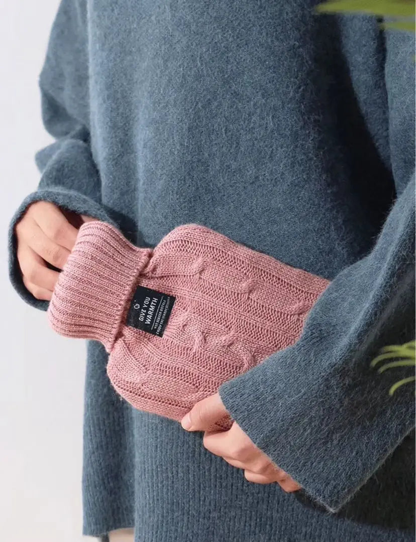 Hot water bottle with knit cover Cold countermeasures Heating utensils cold feet cold -proof and hot power saving