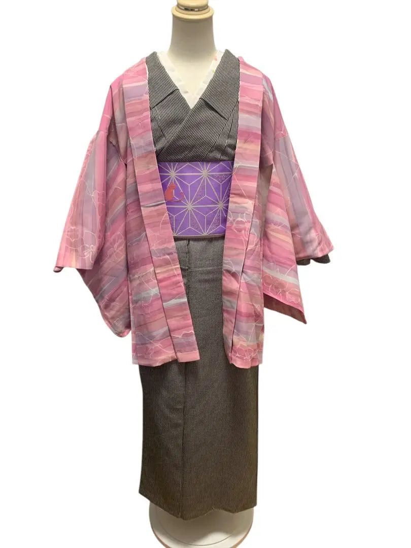 Kimono Haori Artículo nuevo y sin usar con hilo de hilván Estampado floral rosa Degradado