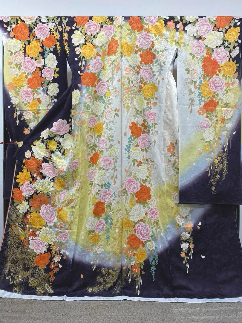 Kimono -ephemeral wing Yumi Katsura Lame Embroidery Monkin Supply Pure silk unonforced product