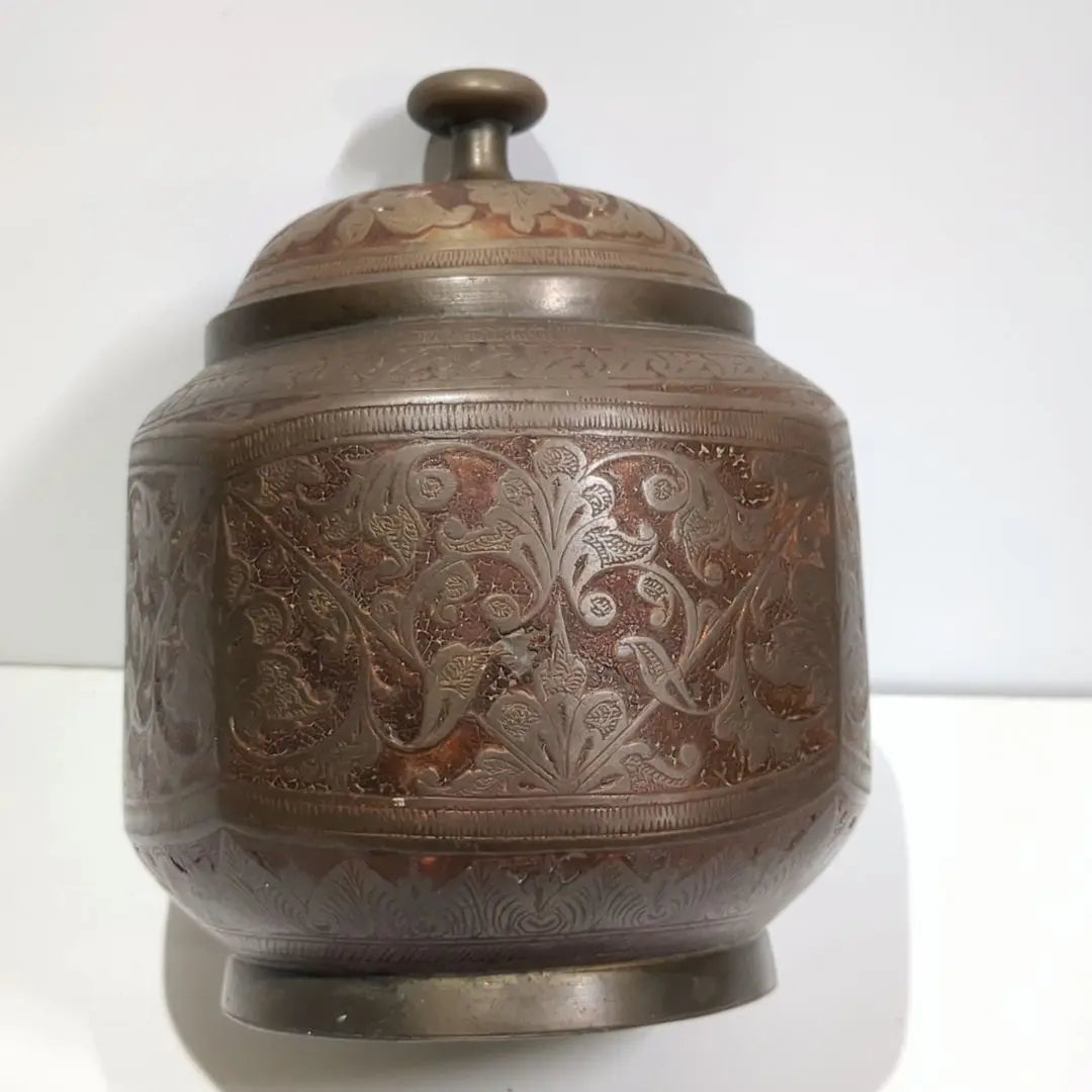 Made in India Metalworking Small Items Engraved Handmade Tea Canister Bonbonniere Confectionery