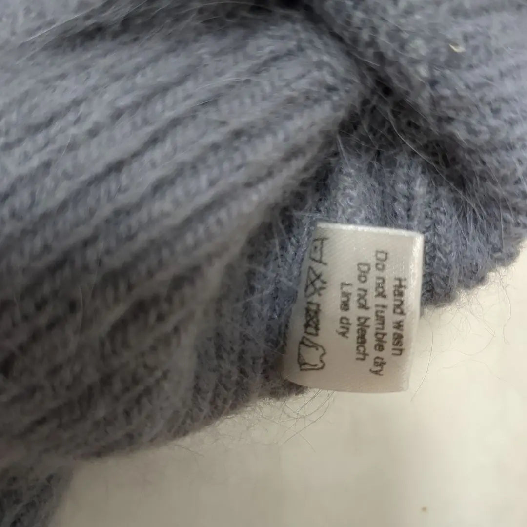 ♡U Suéter gris mezcla de mohair mangas largas ♡