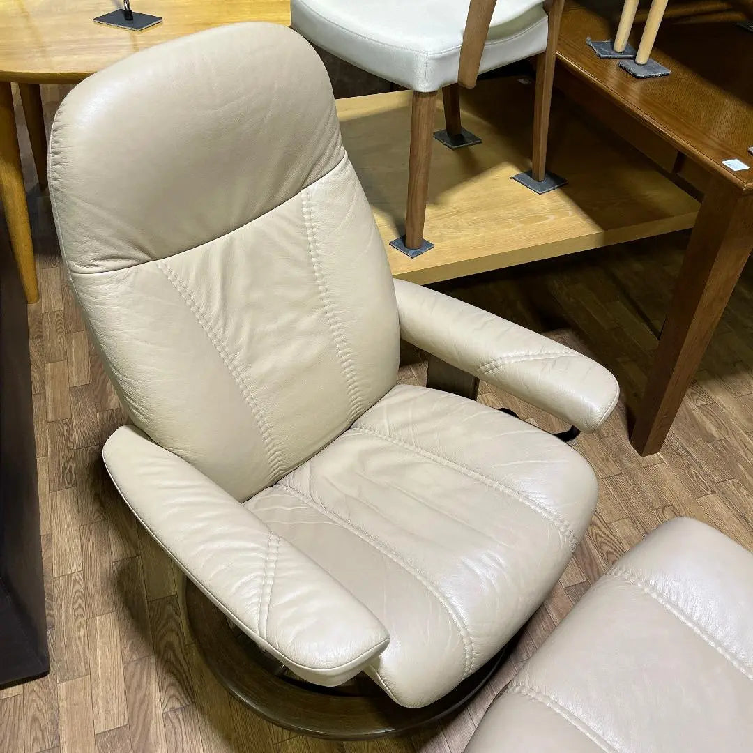 Echoness Consult Size S Stressless Chair & Ottoman Good condition