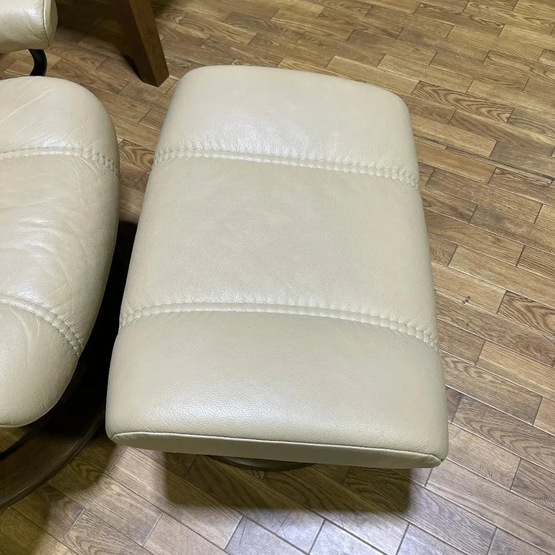 Echoness Consult Size S Stressless Chair & Ottoman Good condition