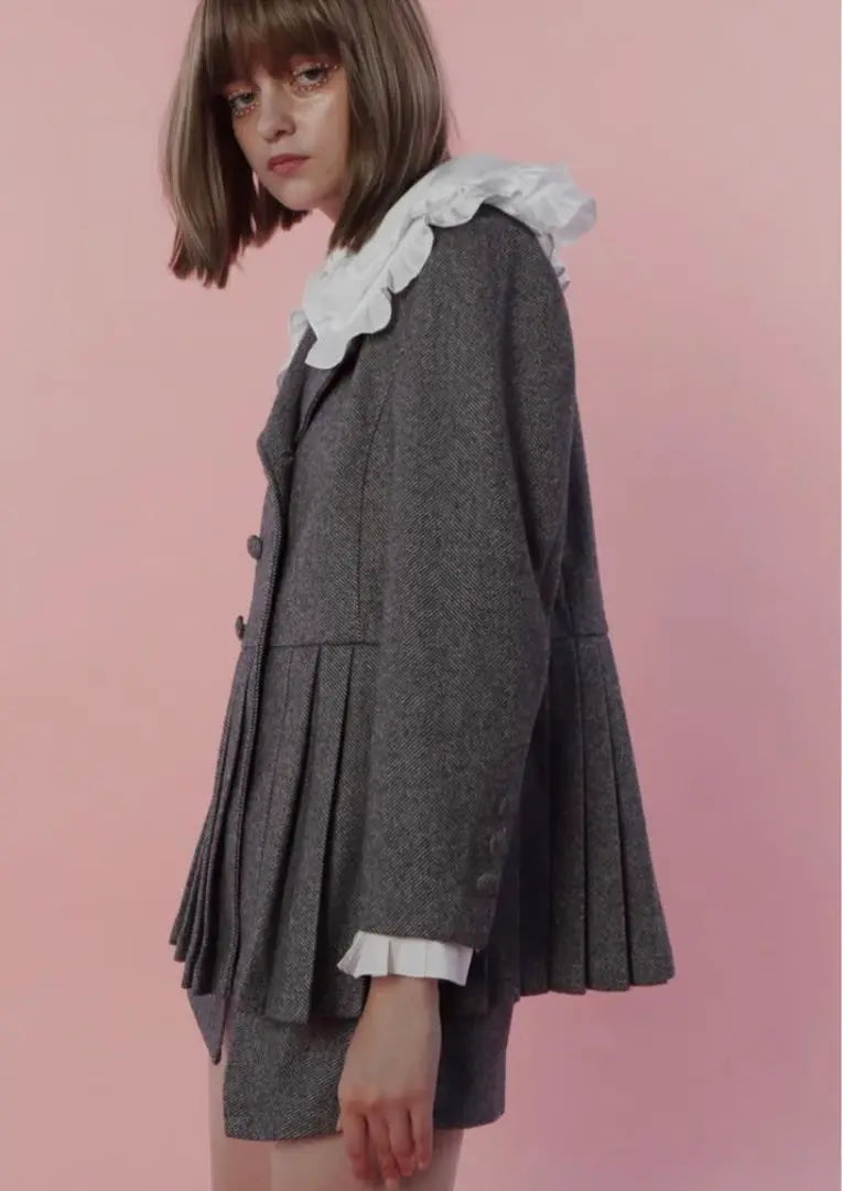 Epinu Setup pleats frill jacket