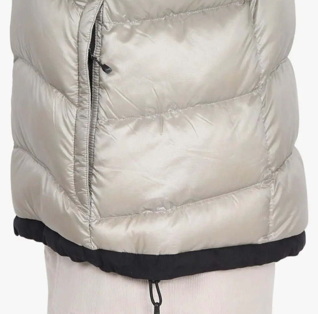 THE NORTH FACE Chaqueta de plumas beige | LA CARA NORTE