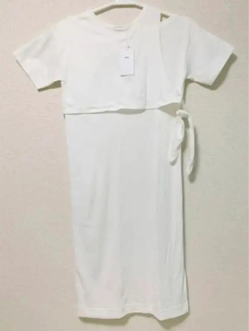 Final price reduction! [New and unused] AZUL BY MOUSSY white dress