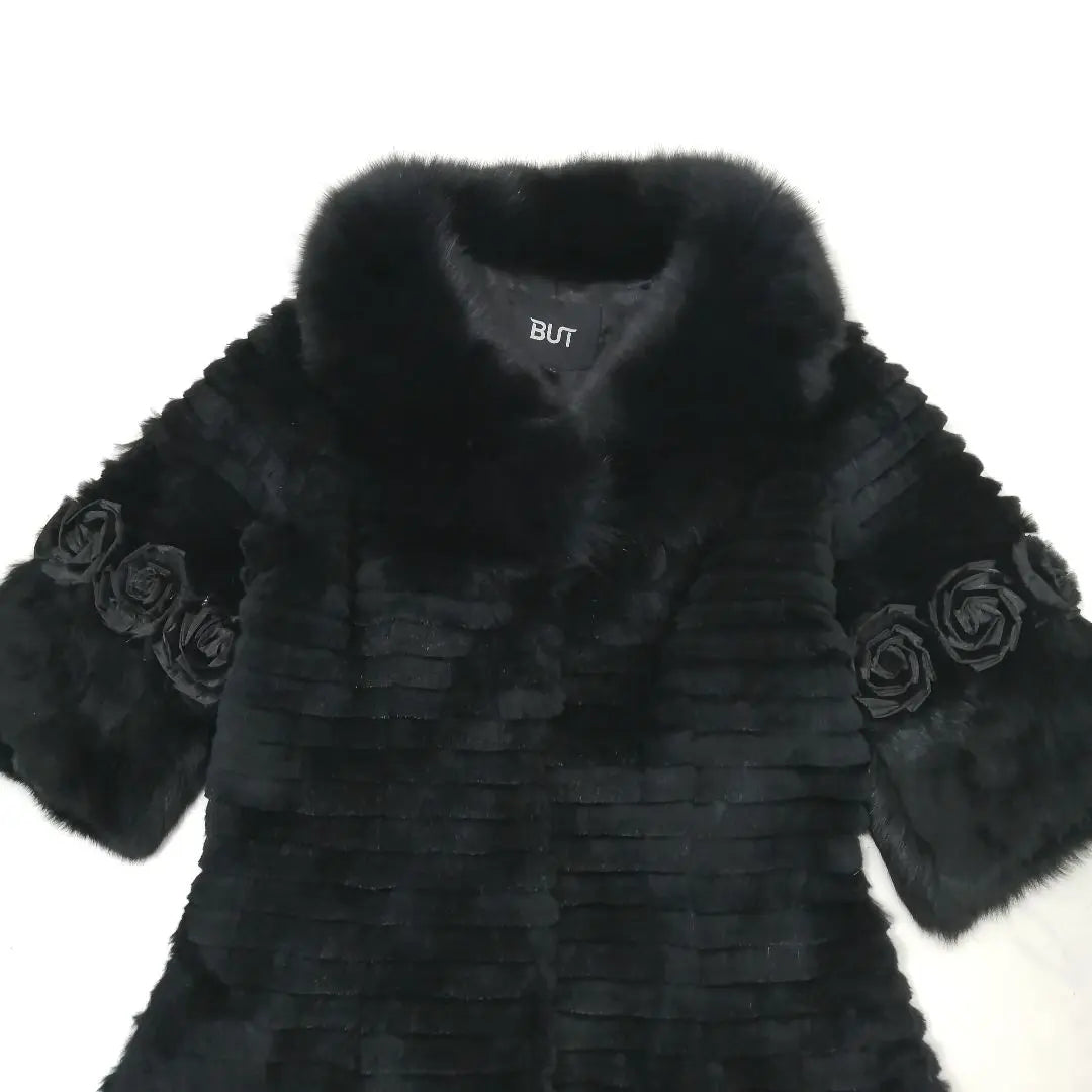 Beautiful condition ✨ High-quality fur coat Rabbit Fox Flower Real Fur Black М