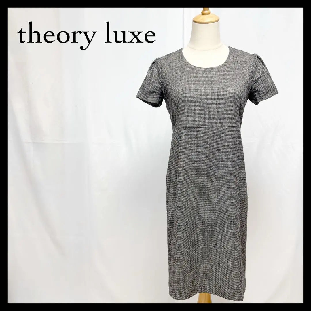 Theory Luxe Vestido hasta la rodilla Manga corta Falda ajustada Lana Gris M