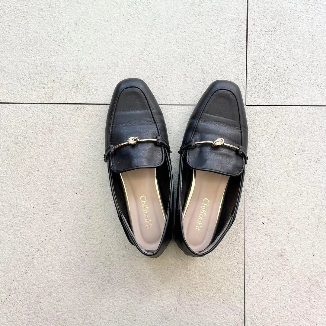 [With metal fittings] Decorative loafers, black, synthetic leather, soft, width narrow, 23.0cm