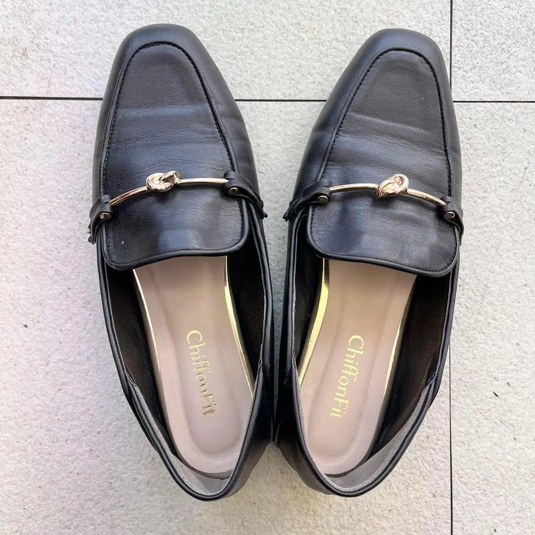 [With metal fittings] Decorative loafers, black, synthetic leather, soft, width narrow, 23.0cm