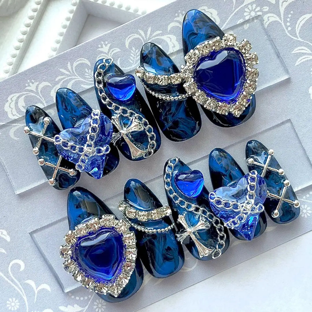 Nail tip mass produced mine subculture black blue heart cross earrings