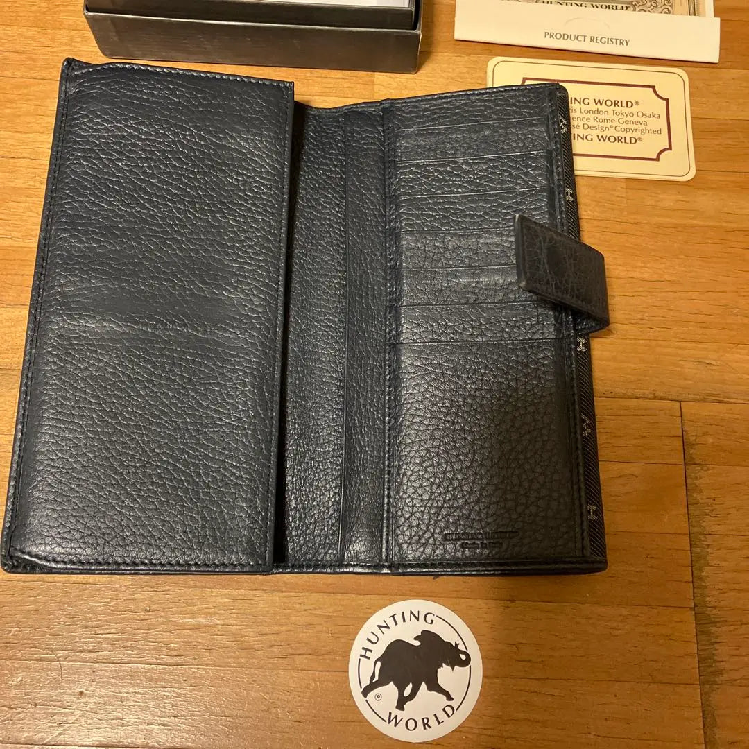 ☆ Hunting world / long wallet / with box