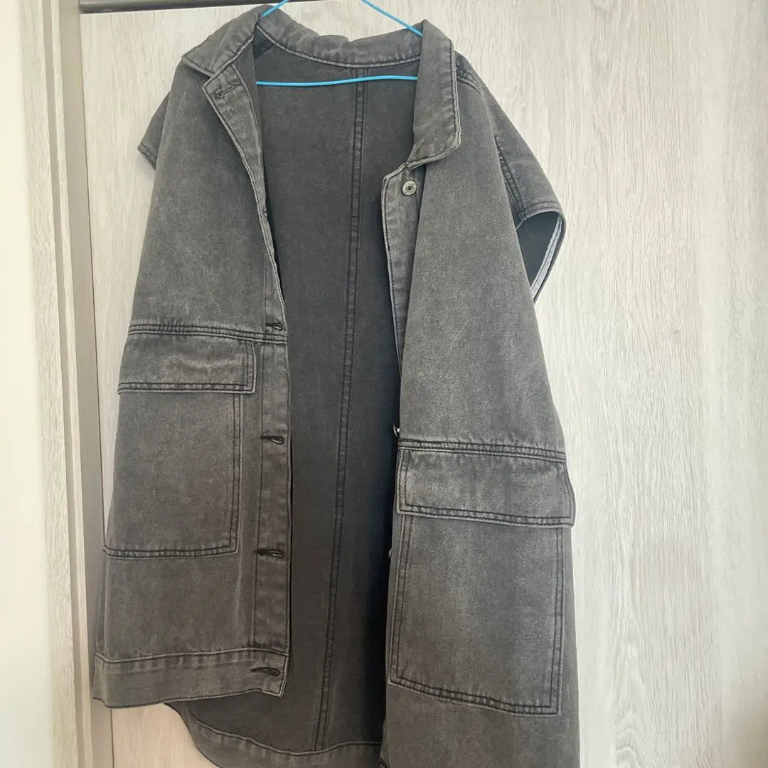 Oversized denim vest grey