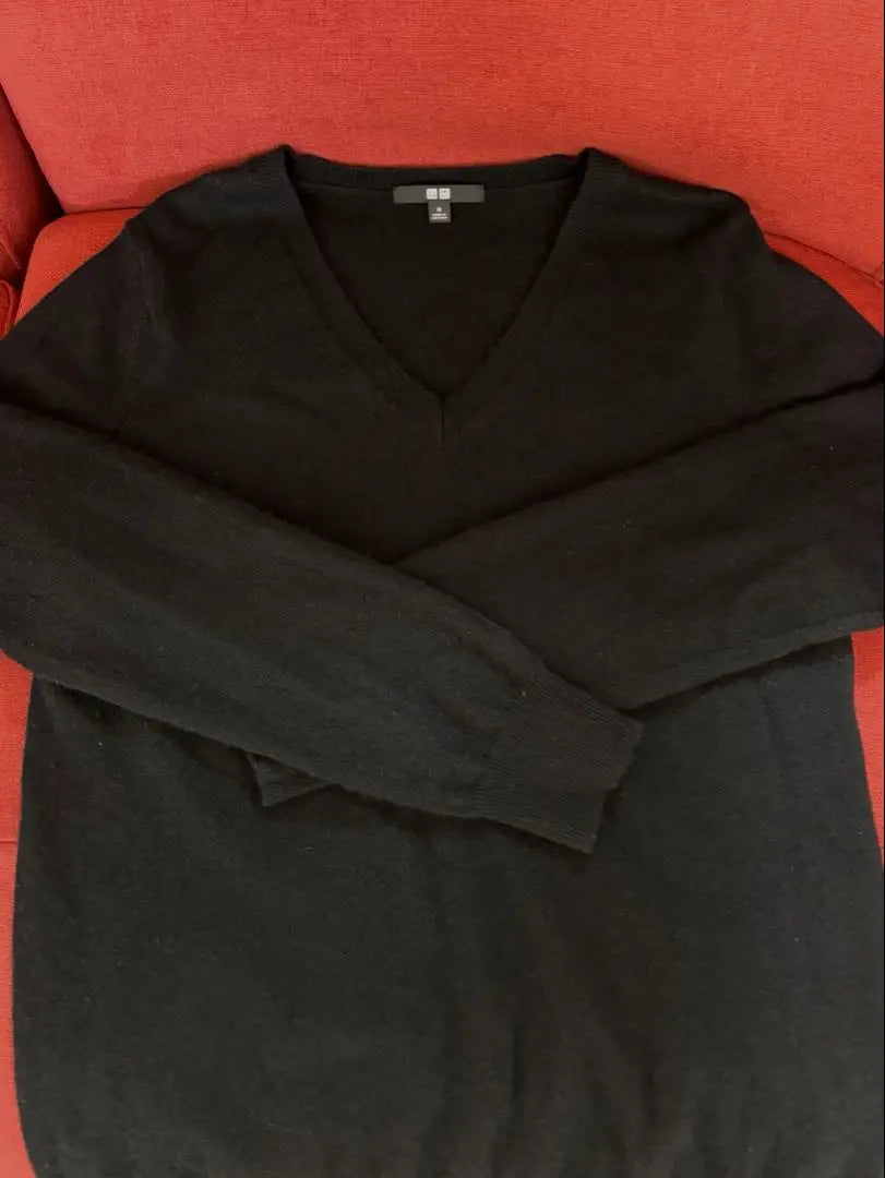 Extreme beauty Uniqlo UNIQLO cashmere 100% v neck knit sweater M/An | 極美品ユニクロUNIQLO カシミア100% Vネックニットセーター M/アン