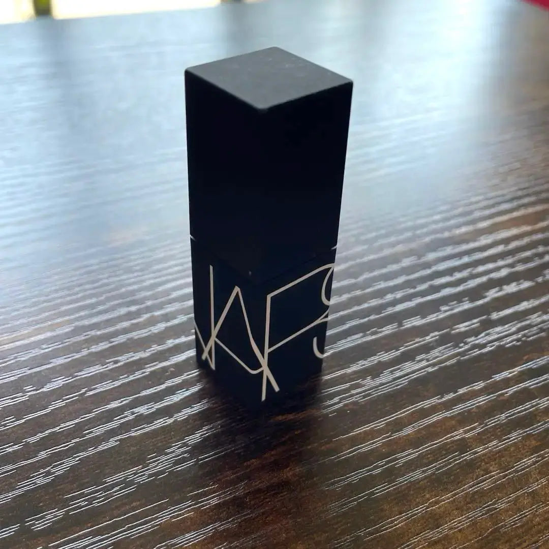 NARS Lipstick Satin 2926